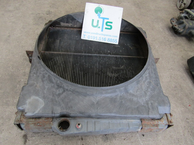 VOLVO FM12 RADIATOR/INTERCOOLER PACK P/NO 20460180/20484916 - Radiador para Camión: foto 2 VOLVO FM12 RADIATOR/INTERCOOLER PACK P/NO 20460180/20484916 - Radiador para Camión: foto 2