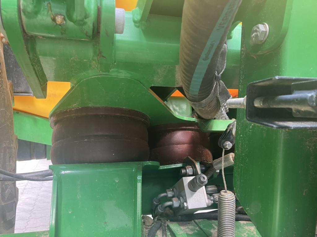 John Deere BASISMASCHINE R944I POWRSPRAY - Pulverizador arrastrado: foto 4 John Deere BASISMASCHINE R944I POWRSPRAY - Pulverizador arrastrado: foto 4