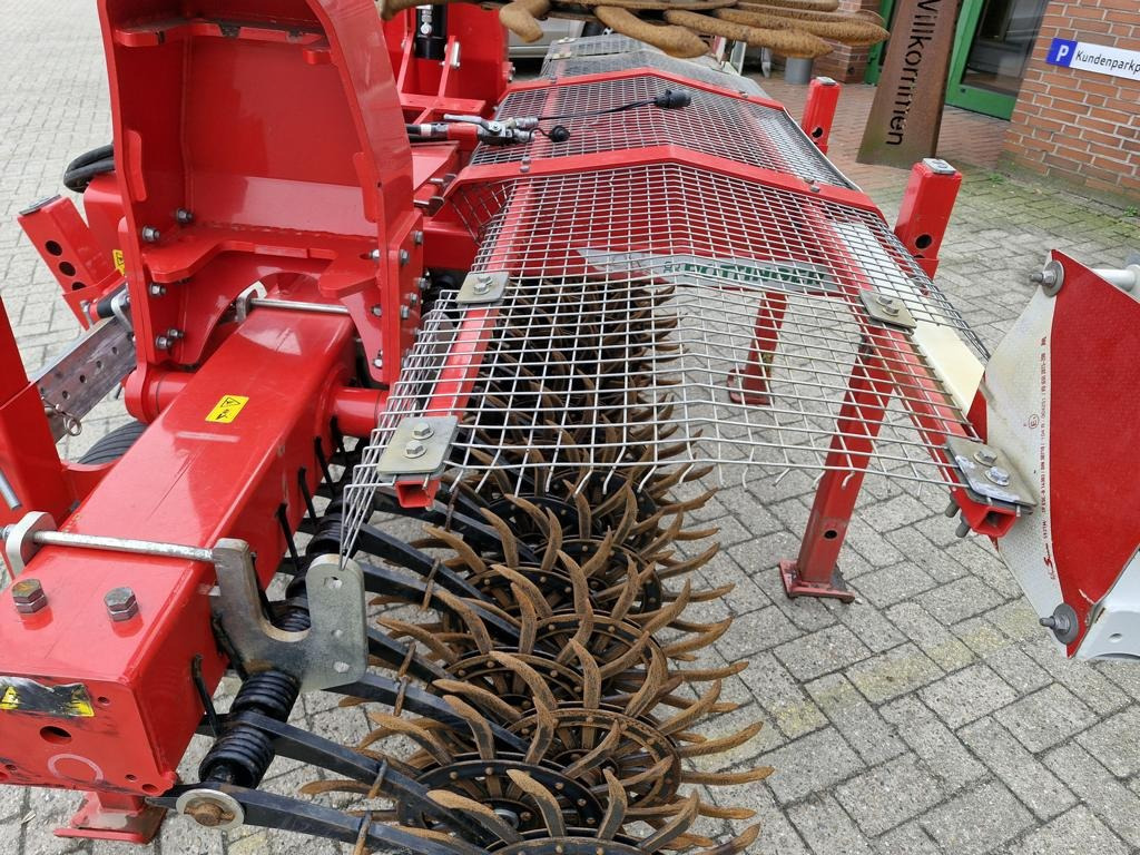 Pöttinger ROTOCARE V 6600 - Equipo para trabajo del suelo: foto 3 Pöttinger ROTOCARE V 6600 - Equipo para trabajo del suelo: foto 3