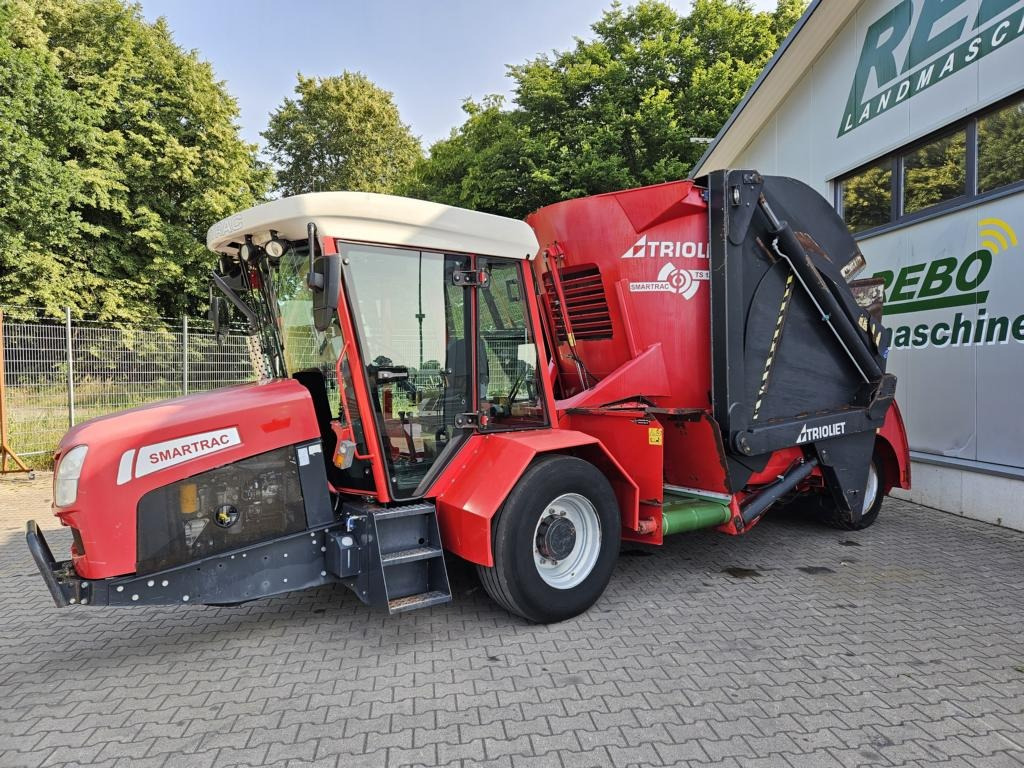 Trioliet SMART TRAC TS1-1200 - Desensiladora: foto 1 Trioliet SMART TRAC TS1-1200 - Desensiladora: foto 1