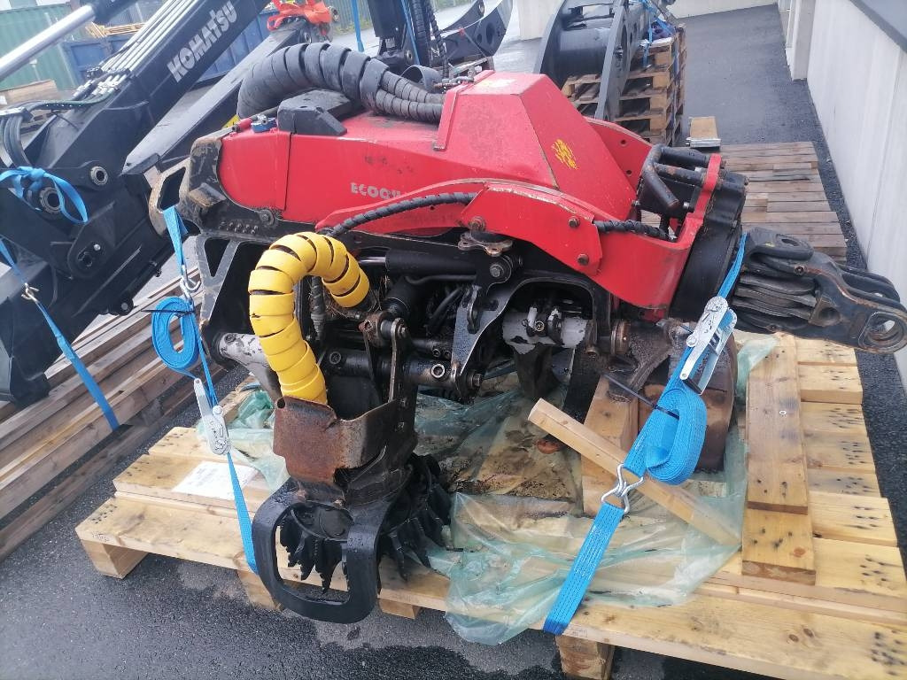 Komatsu C 124 - Procesadora forestal: foto 1 Komatsu C 124 - Procesadora forestal: foto 1