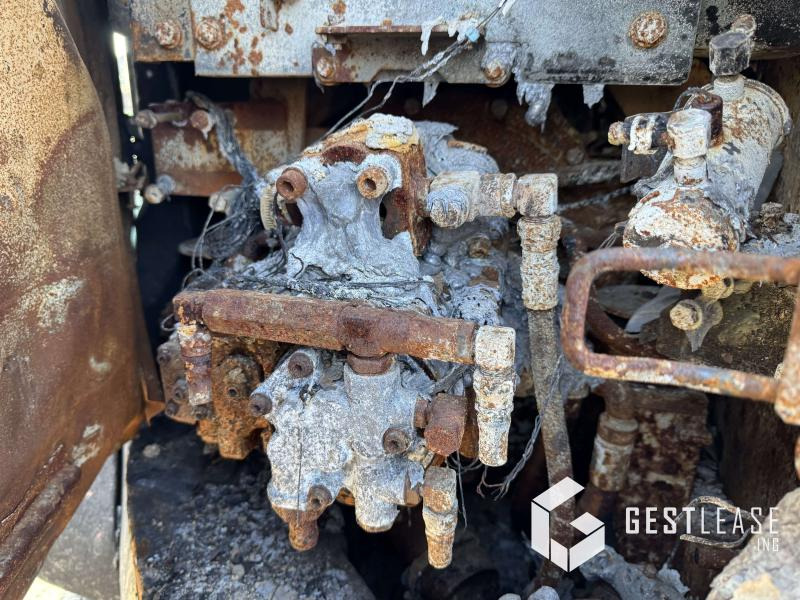Kobelco SK140 - Excavadora de cadenas: foto 4 Kobelco SK140 - Excavadora de cadenas: foto 4