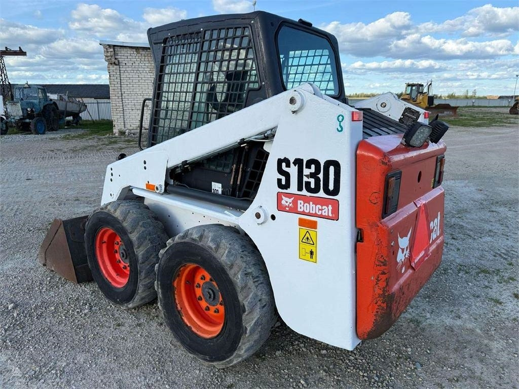 Leasing de Bobcat S130  Bobcat S130: foto 6