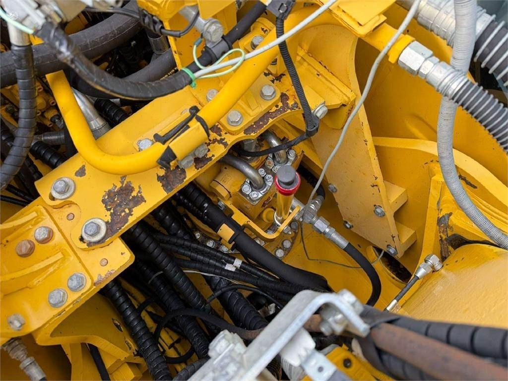 Leasing de Komatsu PC 240 LC-10  Komatsu PC 240 LC-10: foto 16