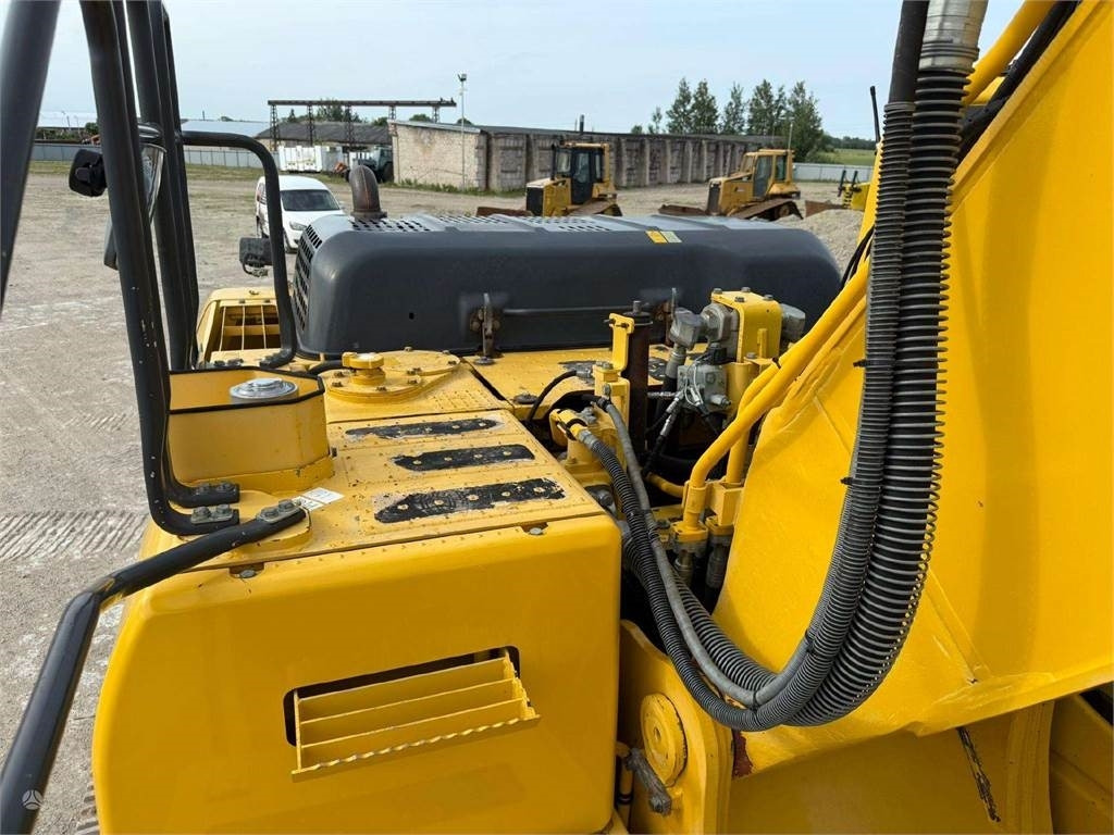 Leasing de Komatsu PC 240 LC-10  Komatsu PC 240 LC-10: foto 15