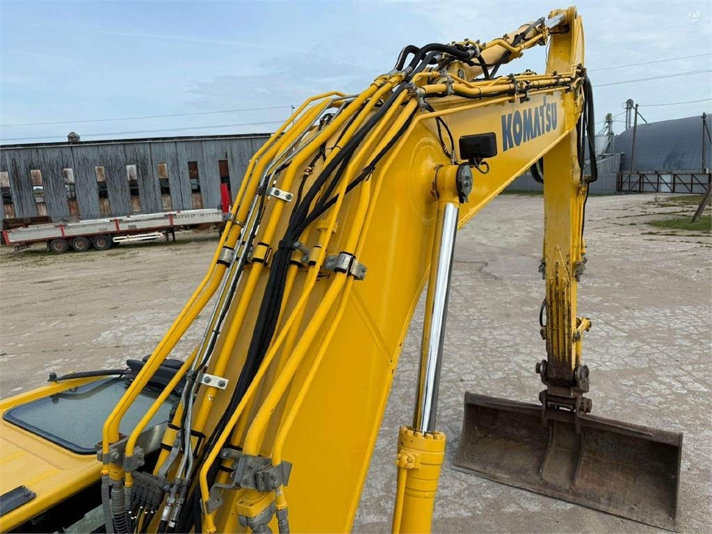 Leasing de Komatsu PC 240 LC-10  Komatsu PC 240 LC-10: foto 19