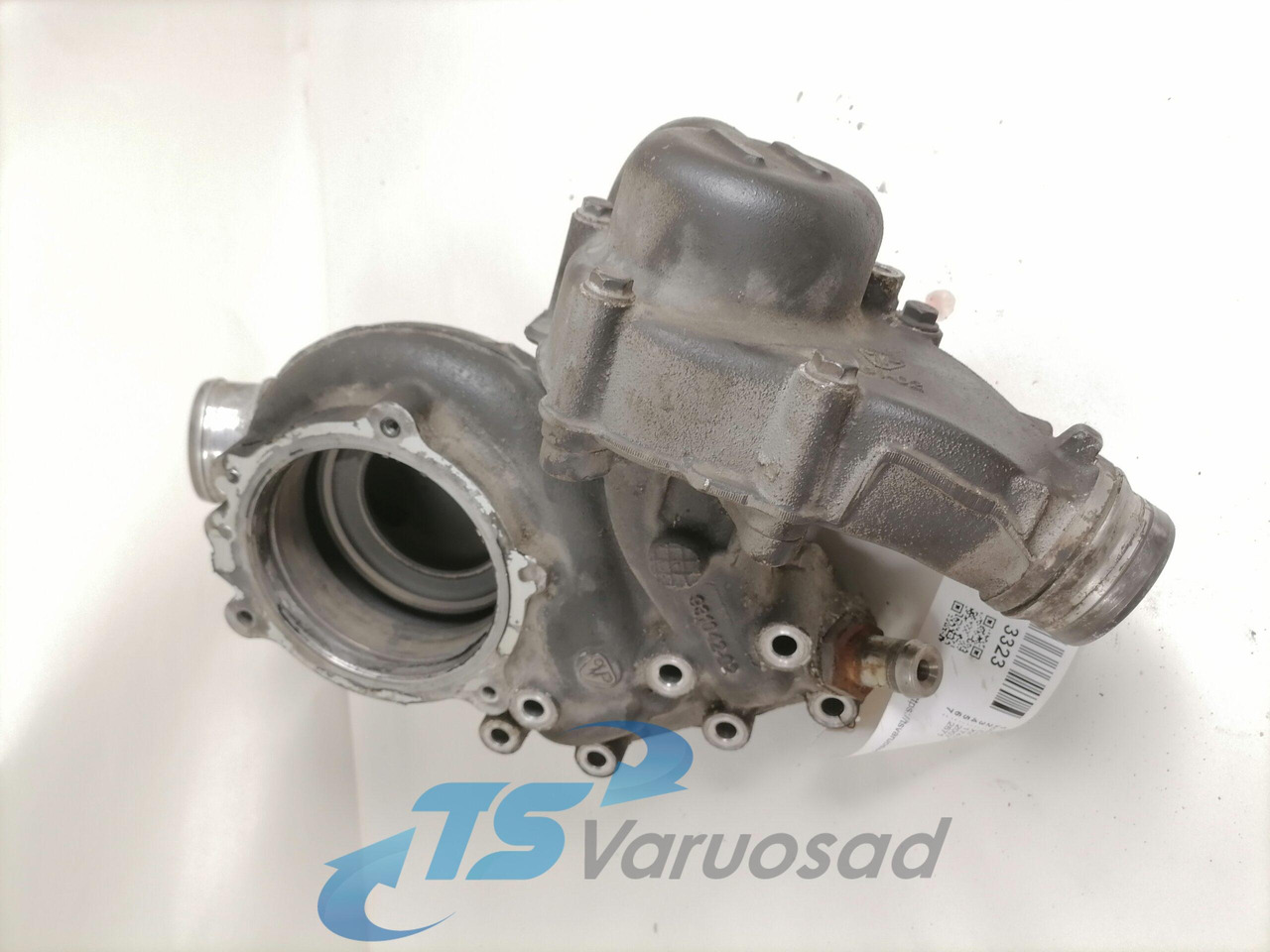 DAF Water pump manifold / housing 1747962 - Pieza universal para Camión: foto 3 DAF Water pump manifold / housing 1747962 - Pieza universal para Camión: foto 3