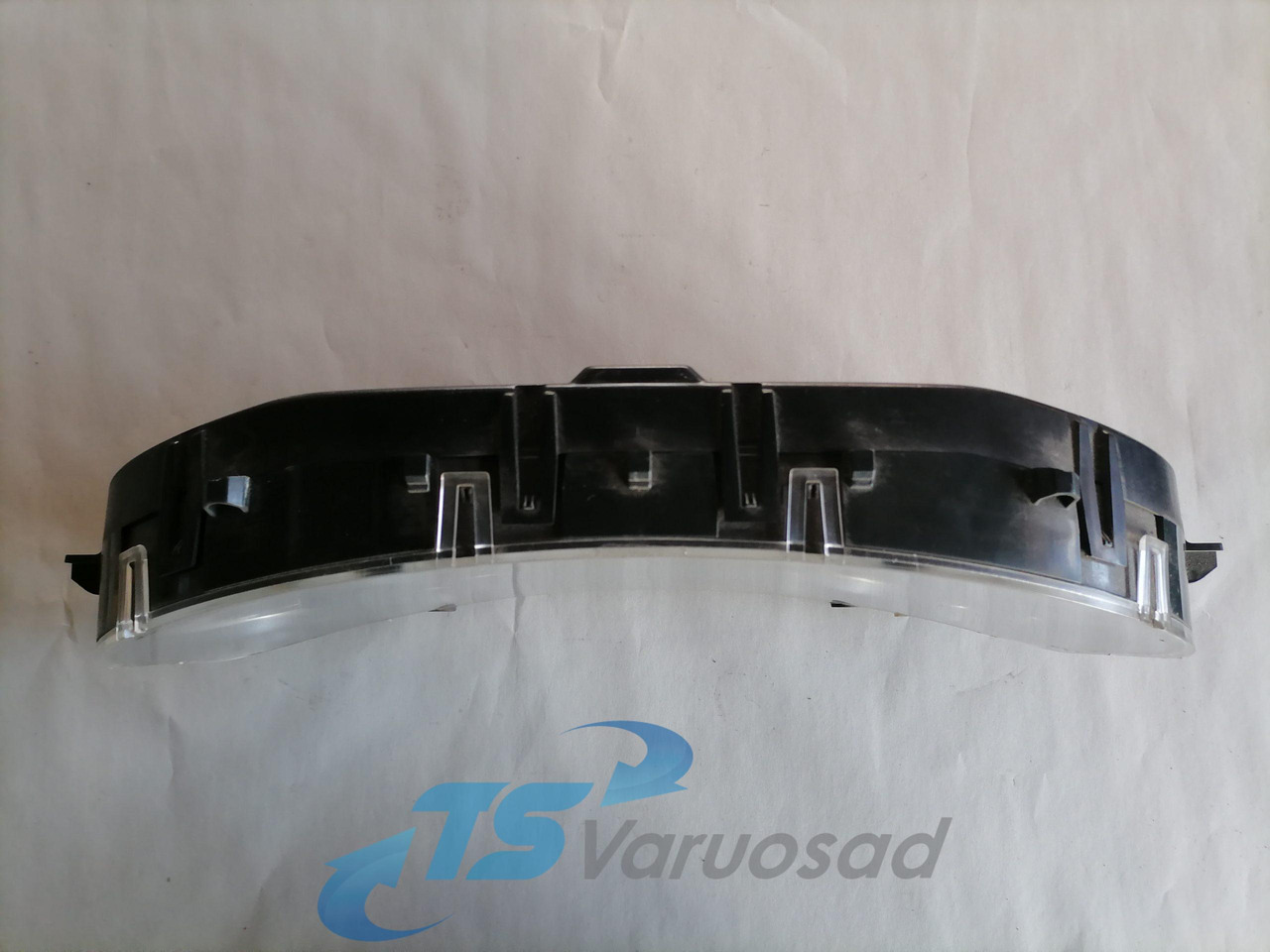 MAN Dashboard 81272026180 - Salpicadero para Camión: foto 2 MAN Dashboard 81272026180 - Salpicadero para Camión: foto 2