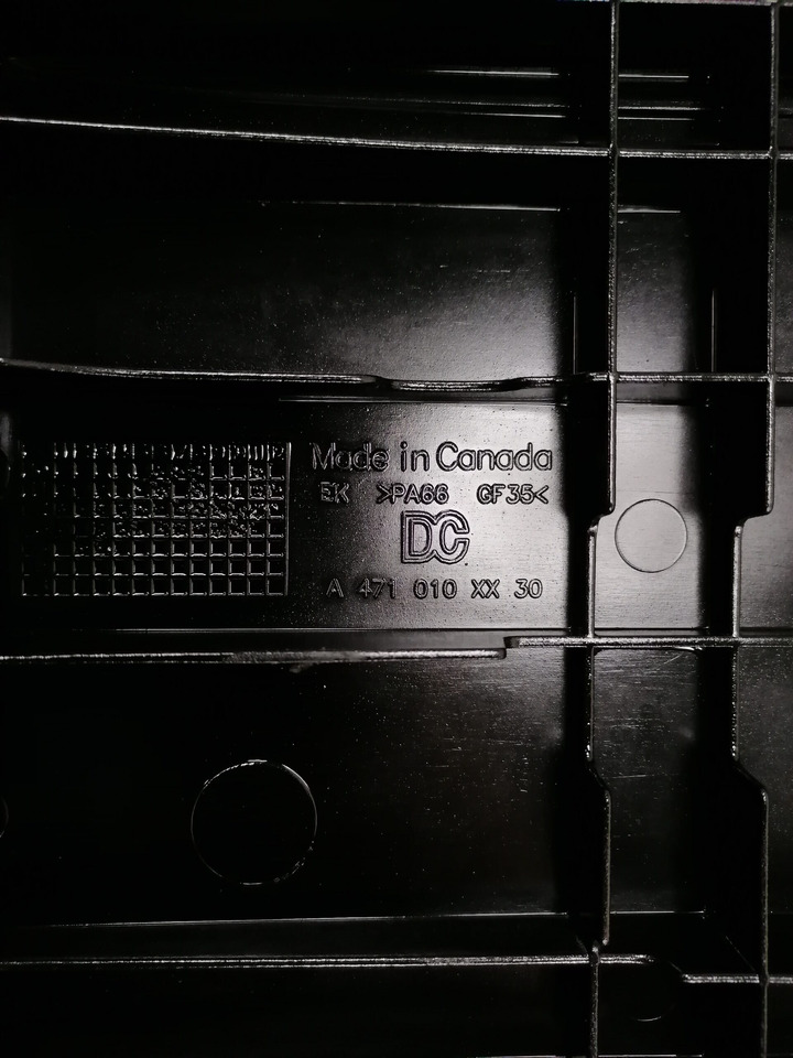 Mercedes-Benz Valve cover A4710101730 - Cabezal de bloque para Camión: foto 4 Mercedes-Benz Valve cover A4710101730 - Cabezal de bloque para Camión: foto 4