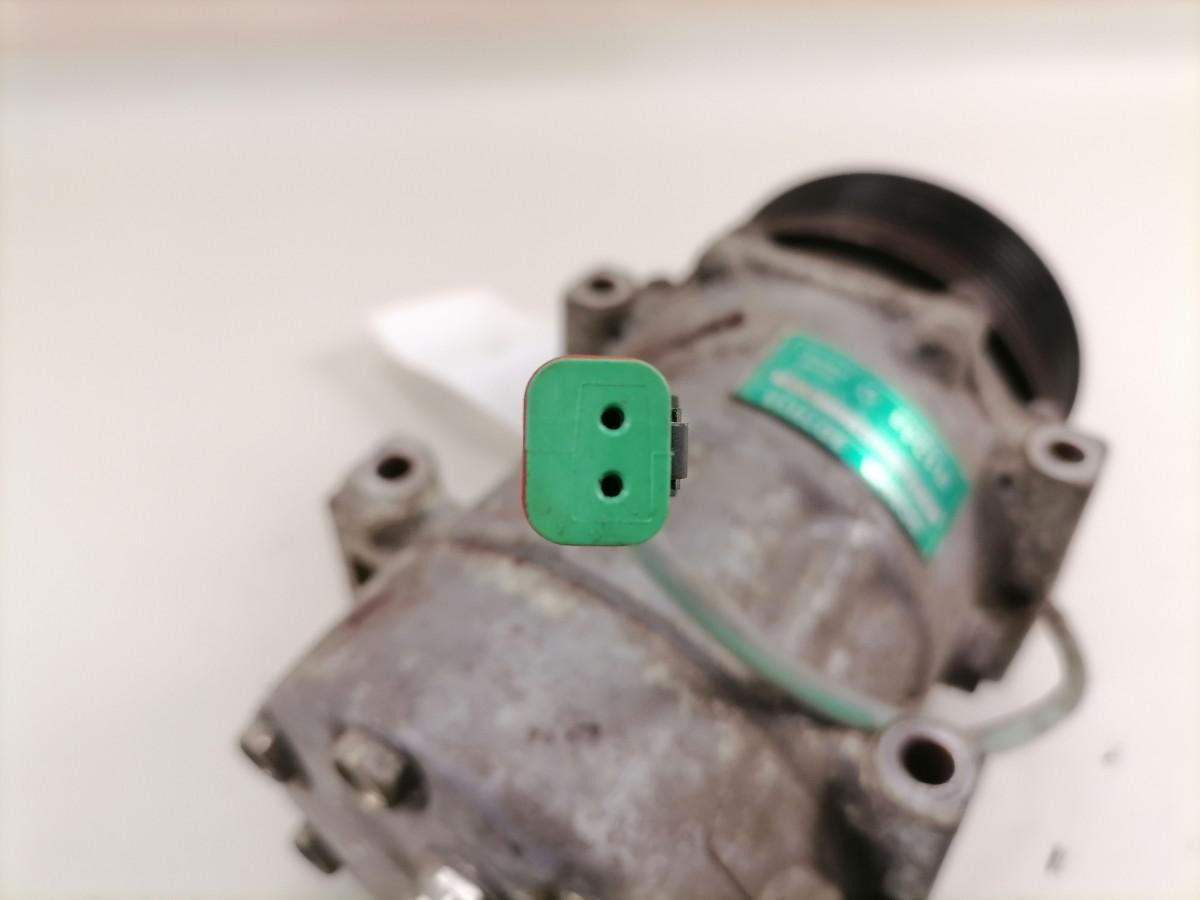 Scania A/C compressor 2564093 - Calefacción/ Ventilación para Camión: foto 3 Scania A/C compressor 2564093 - Calefacción/ Ventilación para Camión: foto 3