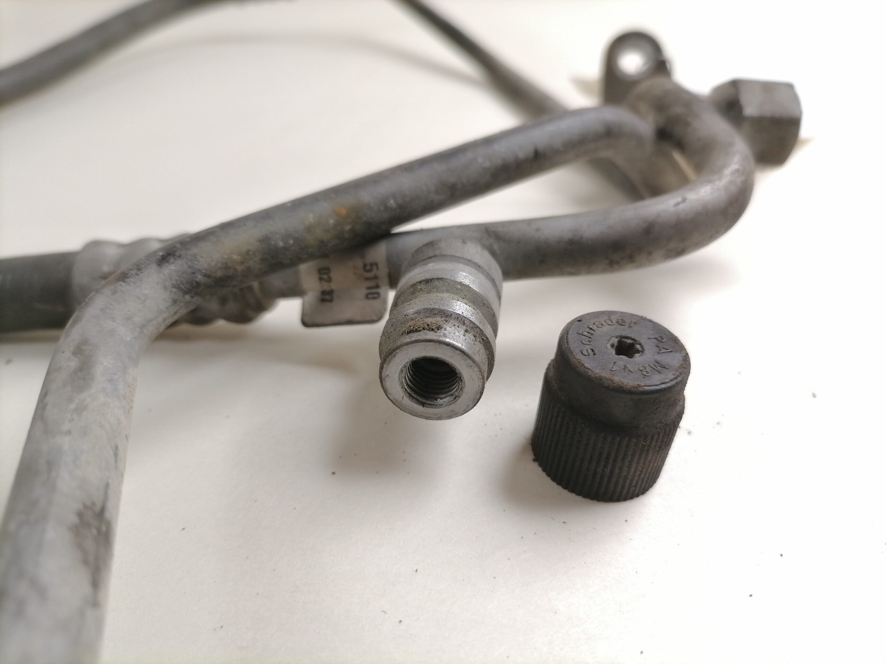 Scania A/C pipe 2030646 - Calefacción/ Ventilación para Camión: foto 4 Scania A/C pipe 2030646 - Calefacción/ Ventilación para Camión: foto 4