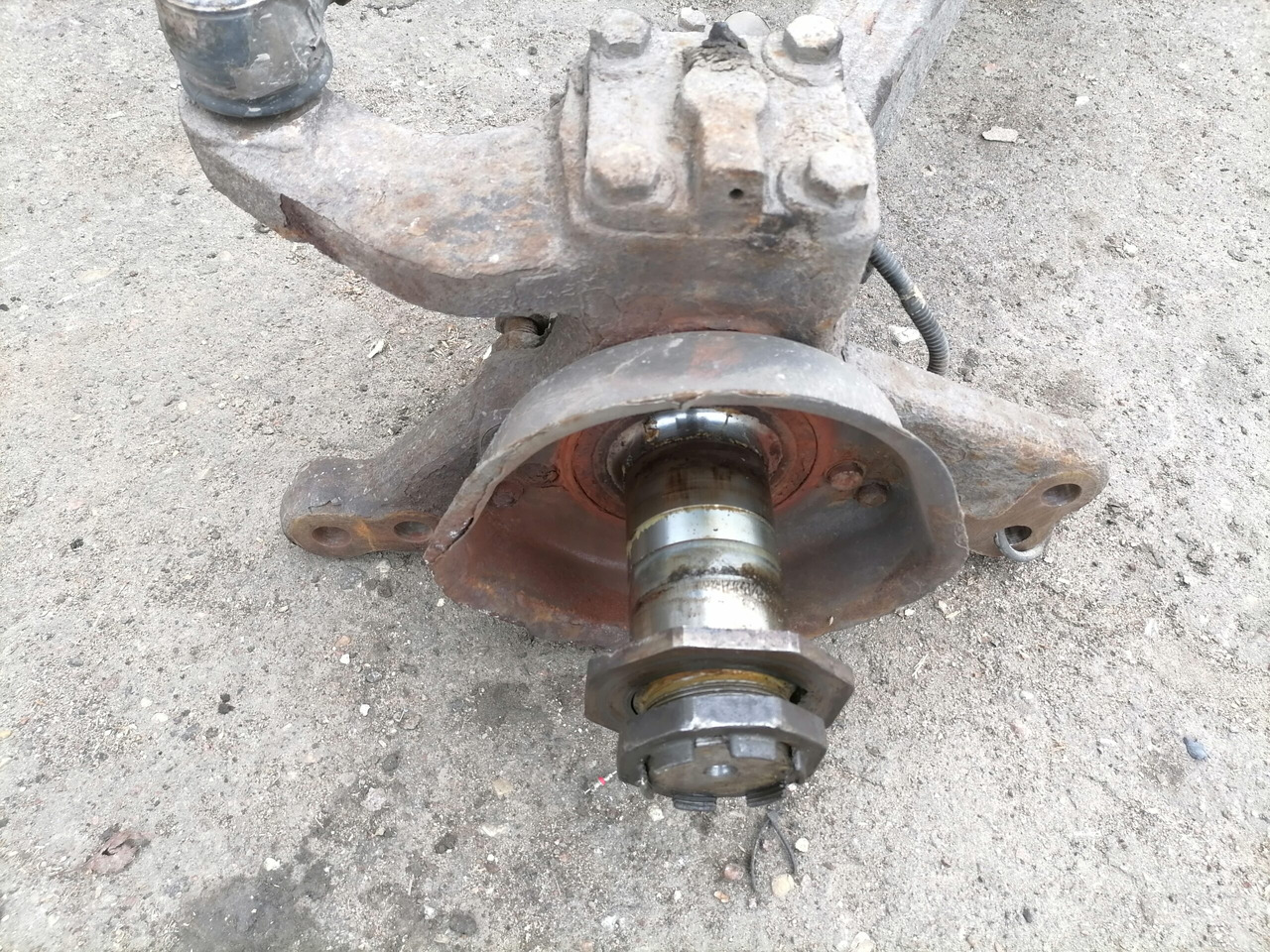 Scania Axel housing 1394399 - Eje delantero para Camión: foto 4 Scania Axel housing 1394399 - Eje delantero para Camión: foto 4