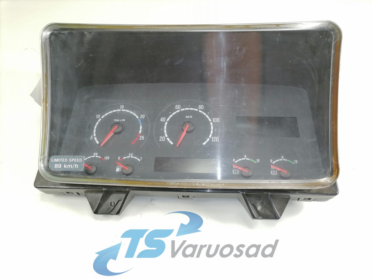 Scania Dashboard 1752625 - Salpicadero para Camión: foto 2 Scania Dashboard 1752625 - Salpicadero para Camión: foto 2