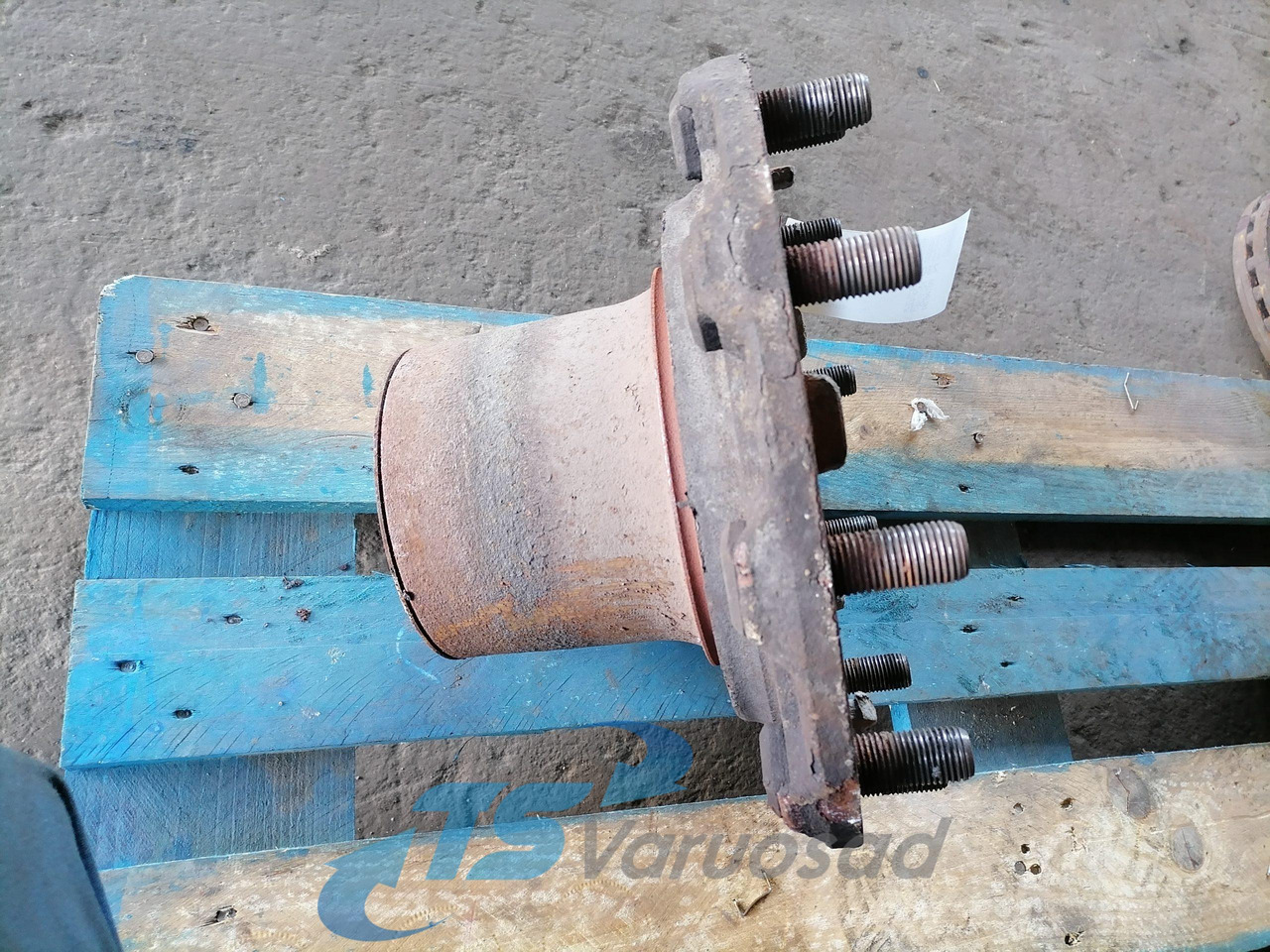 Scania Front hub 1724406 - Cubo para Camión: foto 2 Scania Front hub 1724406 - Cubo para Camión: foto 2