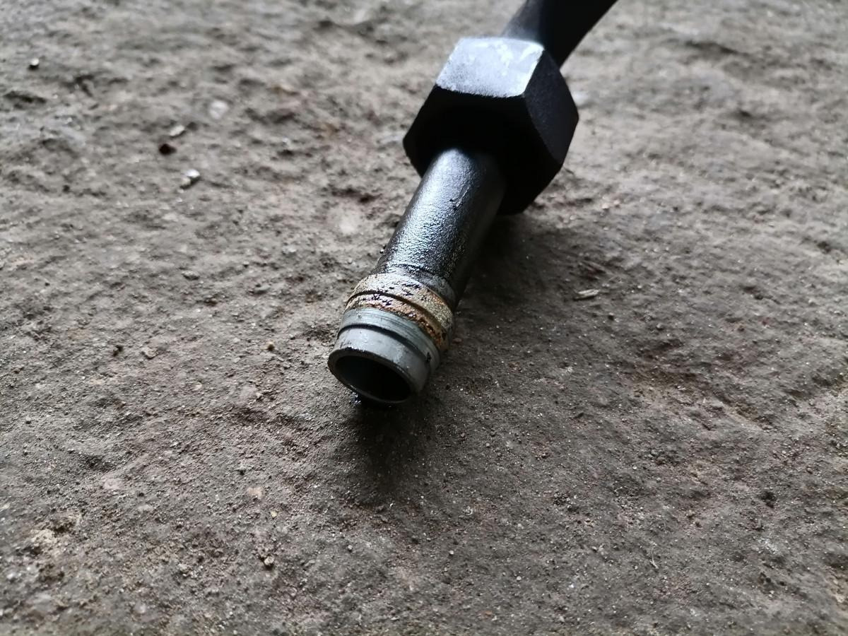 Scania Roolisüsteemi õlitoru 2130330 - Manguera de dirección para Camión: foto 4 Scania Roolisüsteemi õlitoru 2130330 - Manguera de dirección para Camión: foto 4