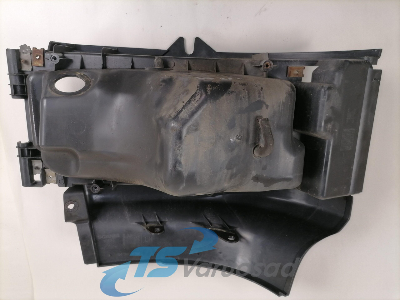 Scania Scania headlight housing, left 1431920 - Luz/ Iluminación para Camión: foto 5 Scania Scania headlight housing, left 1431920 - Luz/ Iluminación para Camión: foto 5