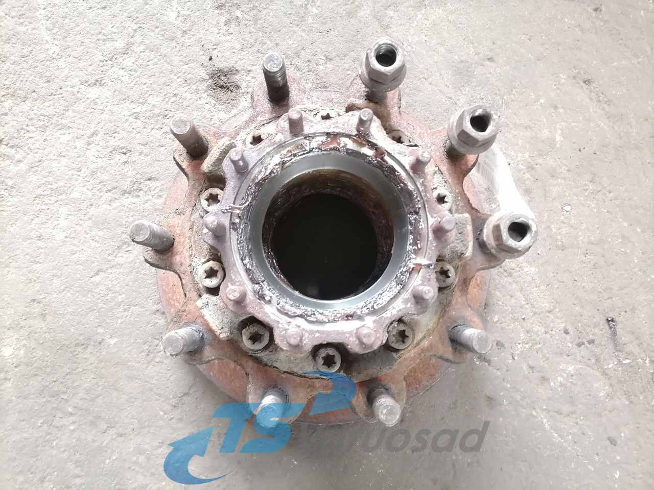 Scania Wheel hub 2290542 - Cubo para Camión: foto 2 Scania Wheel hub 2290542 - Cubo para Camión: foto 2