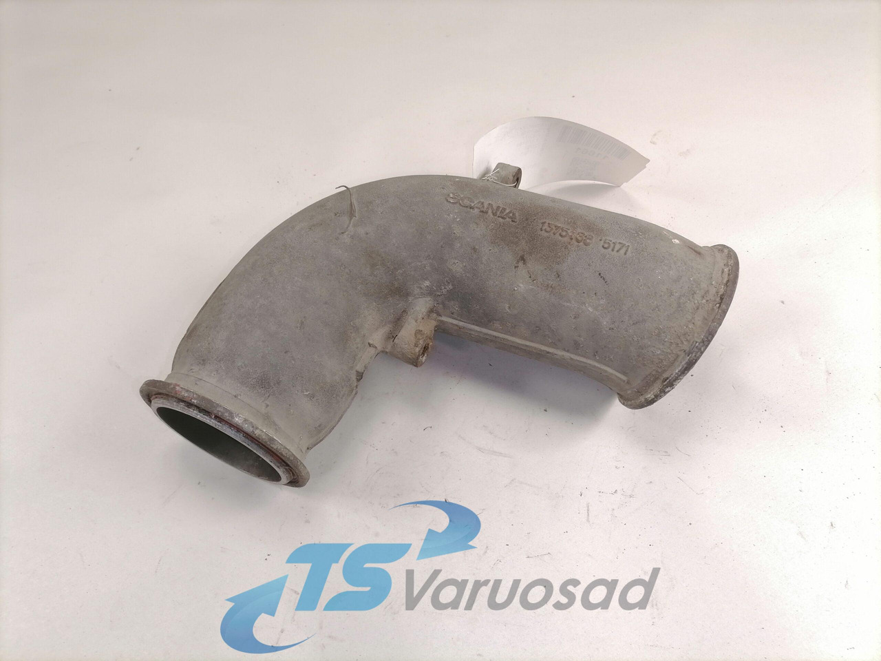 Scania intercooler pipe 1375488 - Intercooler para Camión: foto 1 Scania intercooler pipe 1375488 - Intercooler para Camión: foto 1