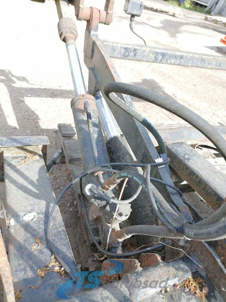 Universaalne Tagaluuktõstuki raam, MB Atego 1000KL - Pieza universal para Camión: foto 3 Universaalne Tagaluuktõstuki raam, MB Atego 1000KL - Pieza universal para Camión: foto 3