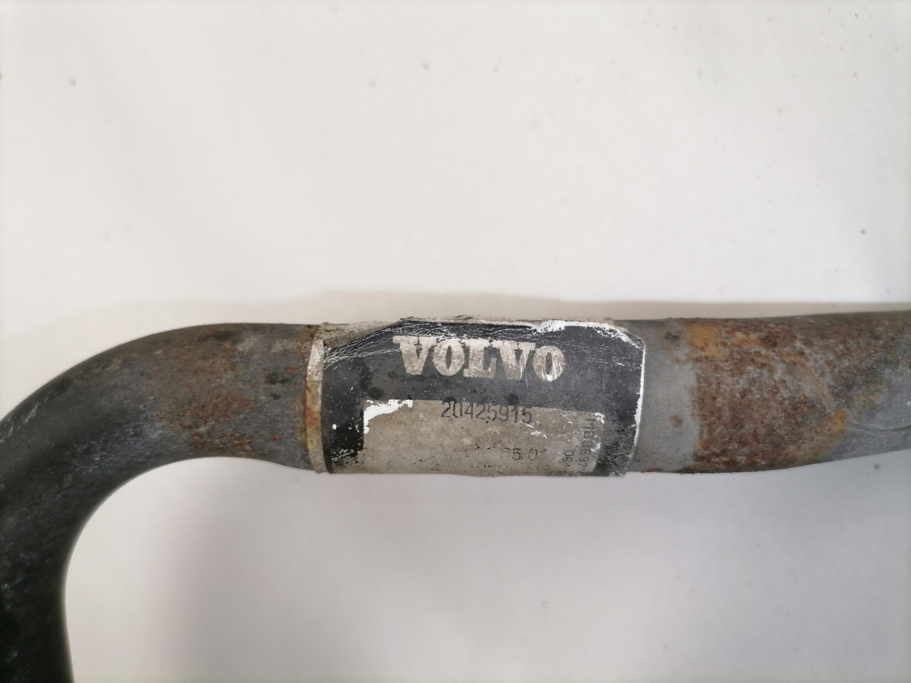 Volvo A/C pipe 20504127 - Calefacción/ Ventilación para Camión: foto 5 Volvo A/C pipe 20504127 - Calefacción/ Ventilación para Camión: foto 5