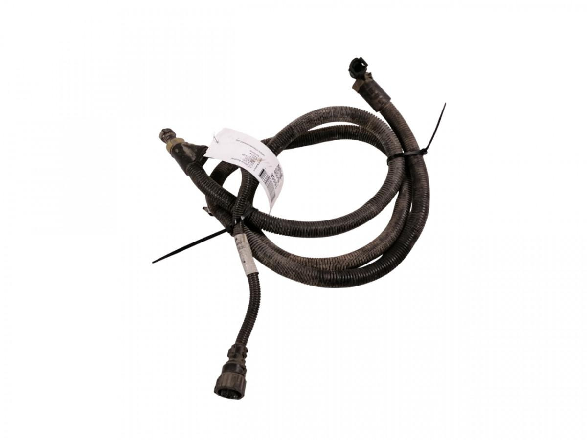 Volvo ADBlue kaabel 20927930 - Sistema de combustible para Camión: foto 1 Volvo ADBlue kaabel 20927930 - Sistema de combustible para Camión: foto 1