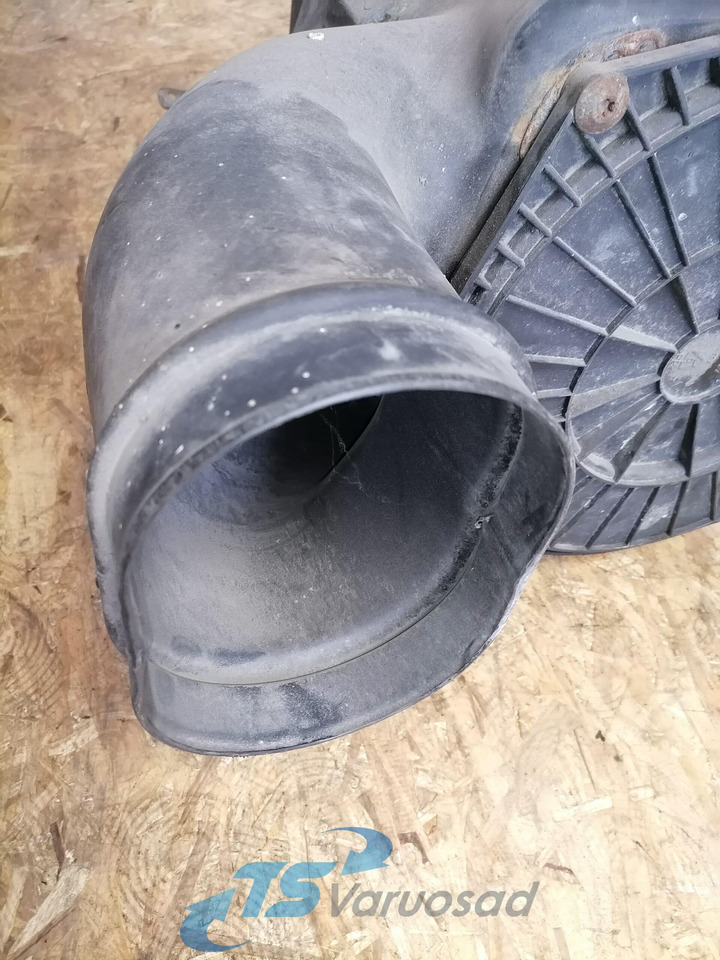 Volvo Air filter housing 20381066 - Sistema de admisión de aire para Camión: foto 5 Volvo Air filter housing 20381066 - Sistema de admisión de aire para Camión: foto 5