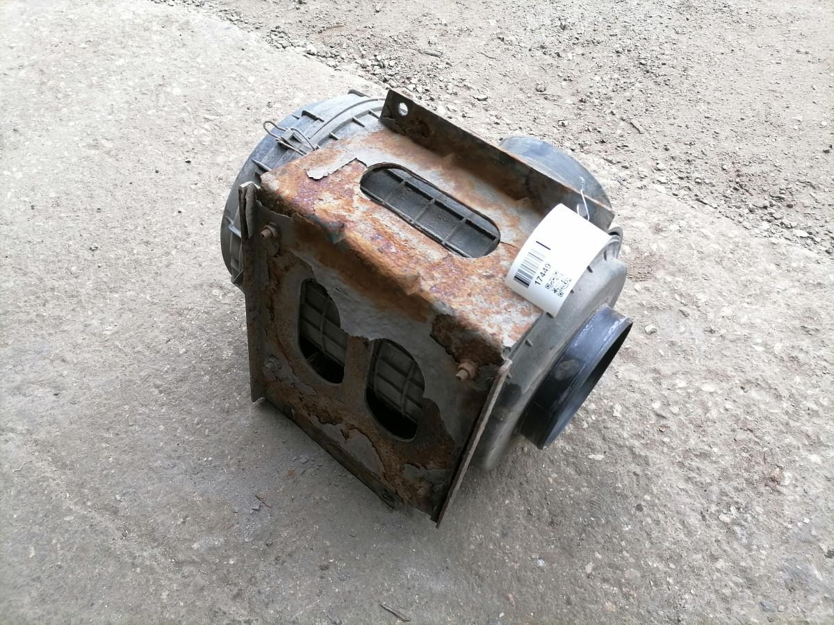 Volvo Air filter housing 20707665 - Sistema de admisión de aire para Camión: foto 4 Volvo Air filter housing 20707665 - Sistema de admisión de aire para Camión: foto 4