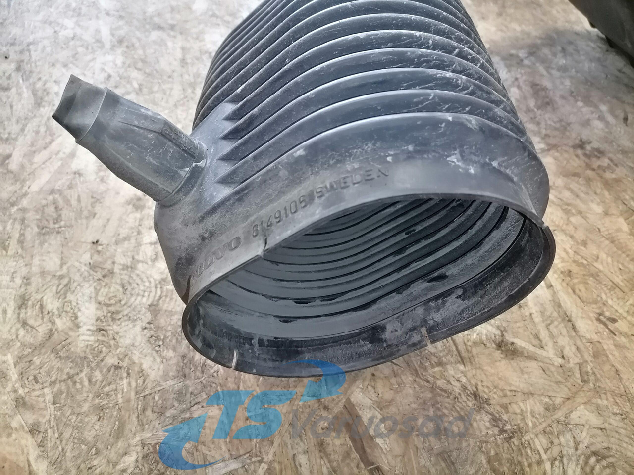 Volvo Air intake 20456478 - Sistema de admisión de aire para Camión: foto 4 Volvo Air intake 20456478 - Sistema de admisión de aire para Camión: foto 4