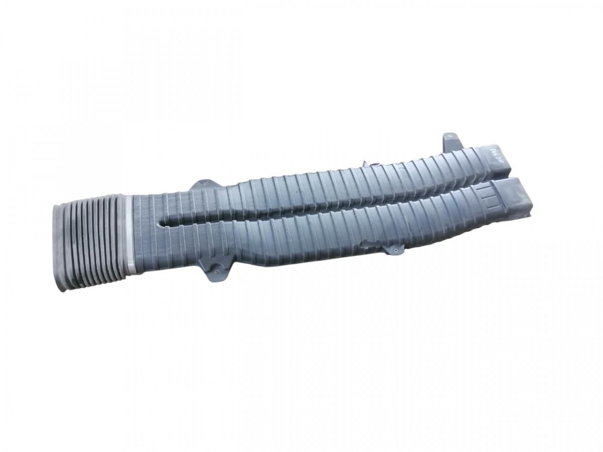 Volvo Air intake 21122123 - Sistema de admisión de aire para Camión: foto 1 Volvo Air intake 21122123 - Sistema de admisión de aire para Camión: foto 1