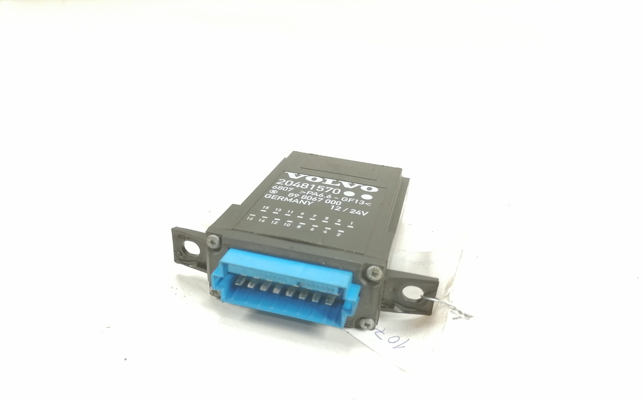 Volvo Ecu, door lock 20481570 - Unidad de control para Camión: foto 1 Volvo Ecu, door lock 20481570 - Unidad de control para Camión: foto 1