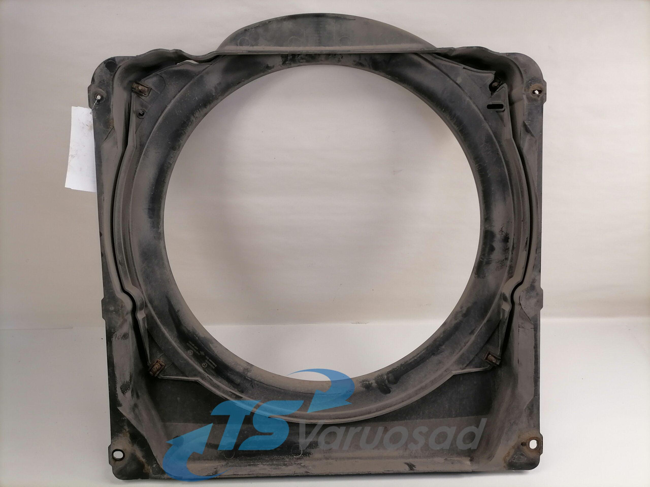 Volvo Fan shroud 20869865 - Radiador para Camión: foto 2 Volvo Fan shroud 20869865 - Radiador para Camión: foto 2