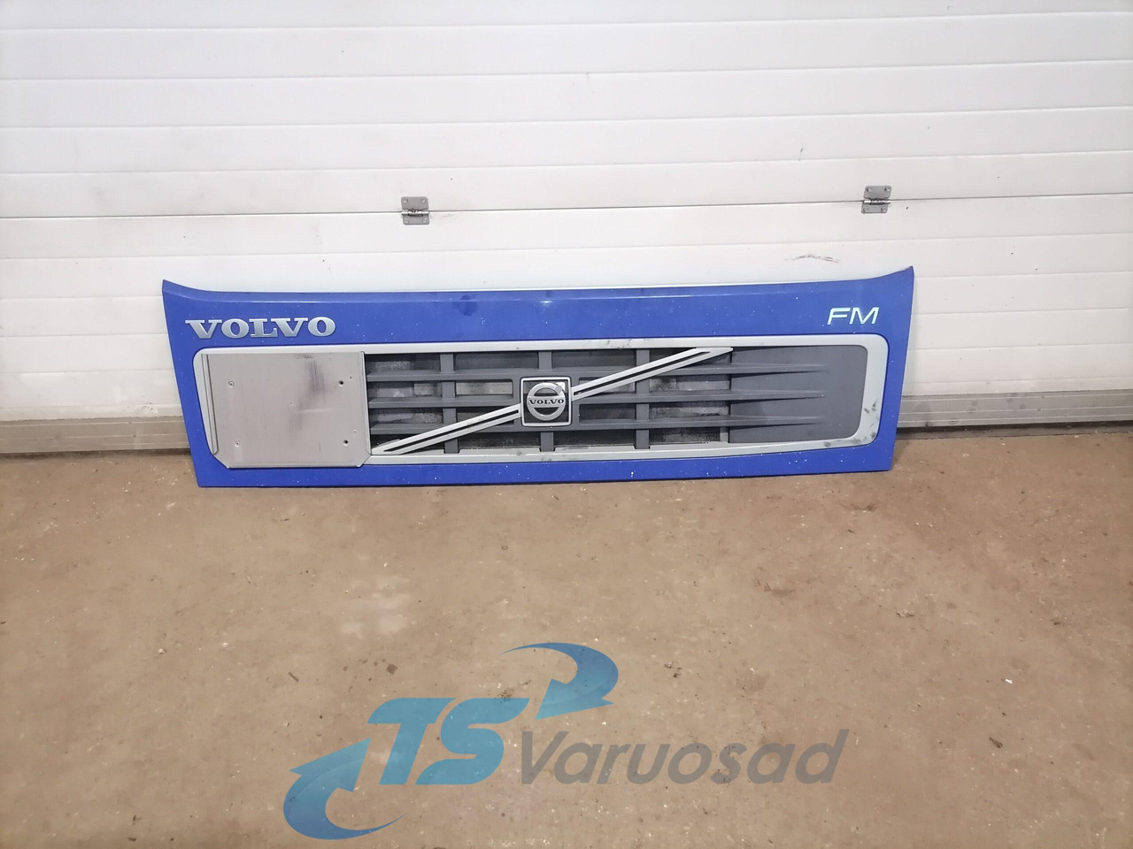 Volvo Grille panel 20523237 - Parrilla para Camión: foto 1 Volvo Grille panel 20523237 - Parrilla para Camión: foto 1