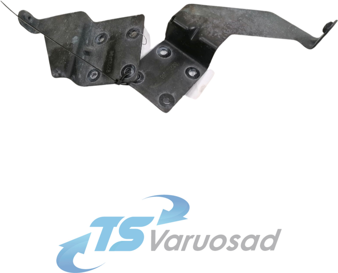 Volvo Kabiini tuulesuunaja kandur 82282286 - Aerodinámica/ Spoiler para Camión: foto 1 Volvo Kabiini tuulesuunaja kandur 82282286 - Aerodinámica/ Spoiler para Camión: foto 1