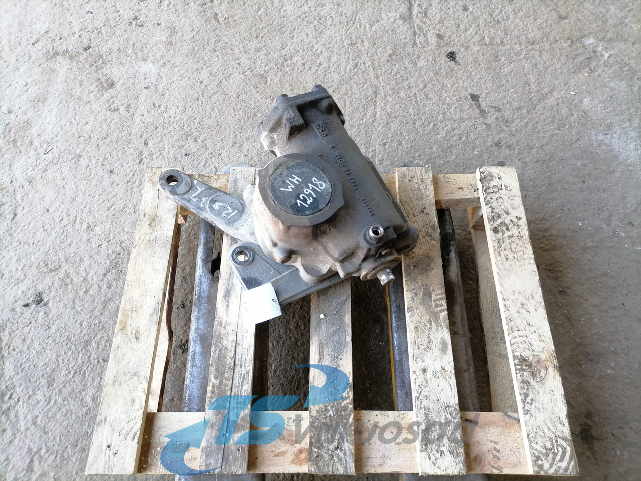 Volvo Steering box 21466592 - Caja de dirección para Camión: foto 1 Volvo Steering box 21466592 - Caja de dirección para Camión: foto 1