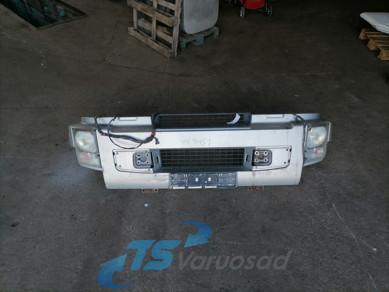 Volvo Volvo iluvõre/stange 20961643 - Parrilla para Camión: foto 1 Volvo Volvo iluvõre/stange 20961643 - Parrilla para Camión: foto 1