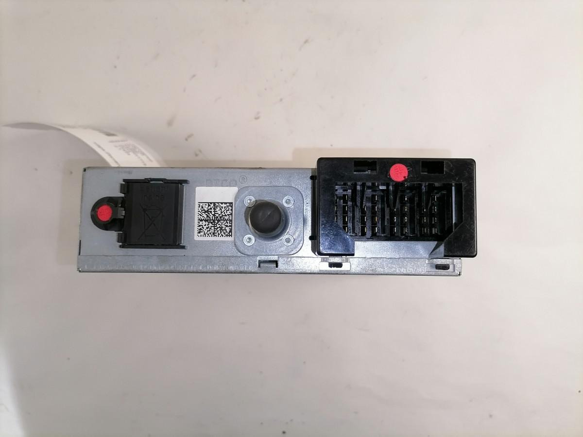 Volvo tachograph 7425641718 - Tacógrafo para Camión: foto 4 Volvo tachograph 7425641718 - Tacógrafo para Camión: foto 4