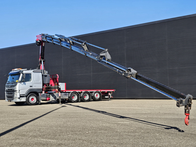 Volvo FM 460 8x4-4 / FASSI 36.5 t/m -8 x EXTENSION + WINCH - Camión grúa: foto 2 Volvo FM 460 8x4-4 / FASSI 36.5 t/m -8 x EXTENSION + WINCH - Camión grúa: foto 2