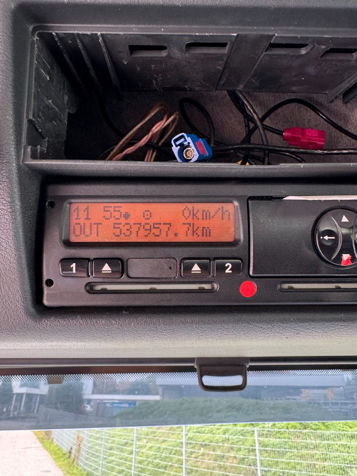 MAN 26.40 6X2 Multilift Abroller - Camión multibasculante: foto 2 MAN 26.40 6X2 Multilift Abroller - Camión multibasculante: foto 2