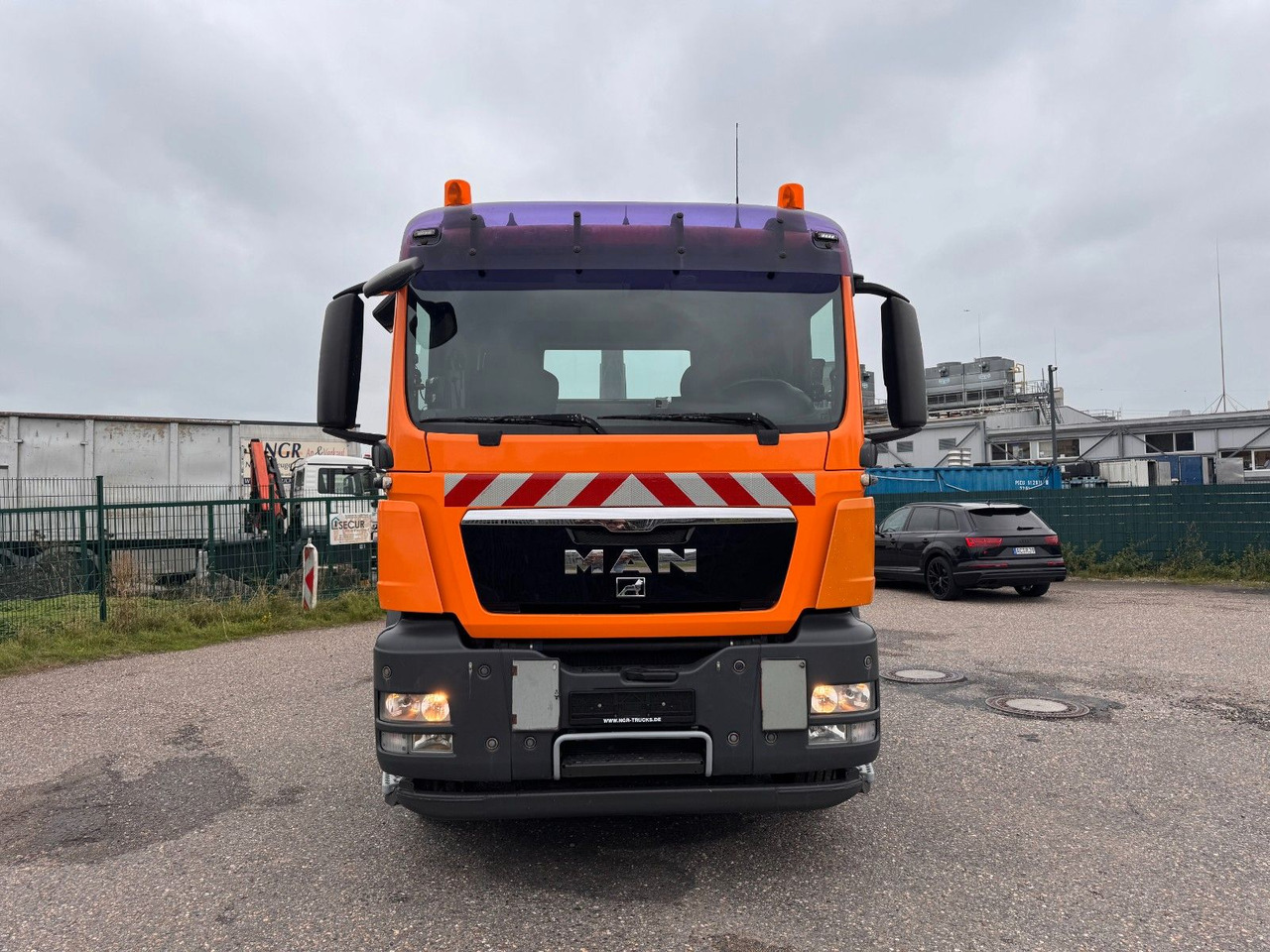 Camión multibasculante MAN 26.440 6X2 Meiller RK 20.70 mit Funk: foto 11 Camión multibasculante MAN 26.440 6X2 Meiller RK 20.70 mit Funk: foto 11