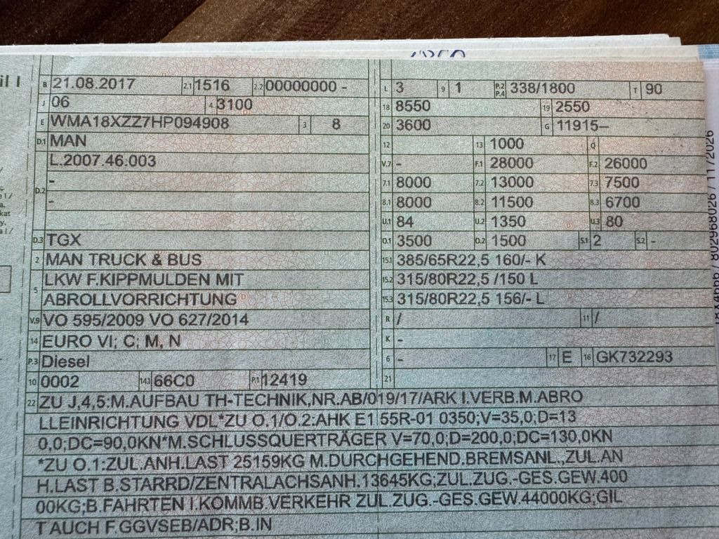 MAN 26.460 6X2 Retarder Klima Navigation guter Zust. MAN 26.460 6X2 Retarder Klima Navigation guter Zust. - Camión multibasculante: foto 2 MAN 26.460 6X2 Retarder Klima Navigation guter Zust. MAN 26.460 6X2 Retarder Klima Navigation guter Zust. - Camión multibasculante: foto 2