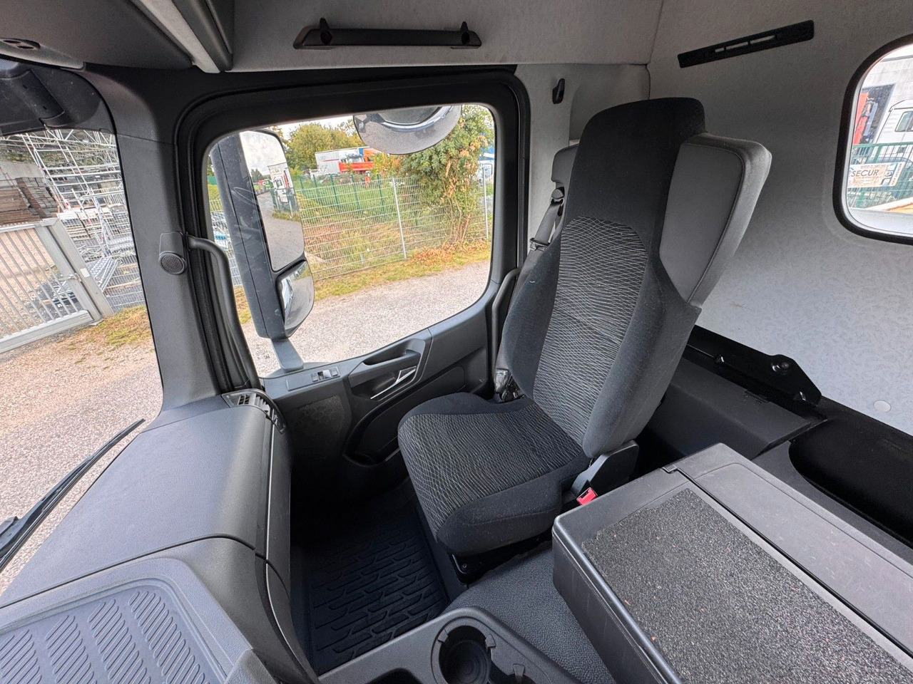 Camión volquete Mercedes-Benz 1835  2135 4X2 Meiller 3 S. Kipper Top Zustand: foto 6