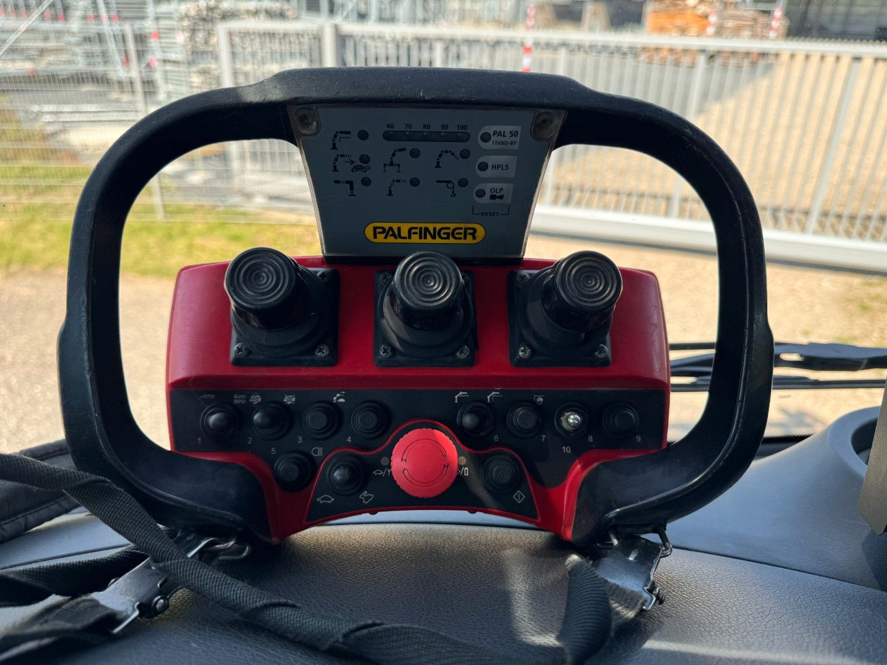 Mercedes-Benz 2540 6X2 Pritsche Palfinger PK 12002 mit Funk - Camión grúa: foto 4 Mercedes-Benz 2540 6X2 Pritsche Palfinger PK 12002 mit Funk - Camión grúa: foto 4