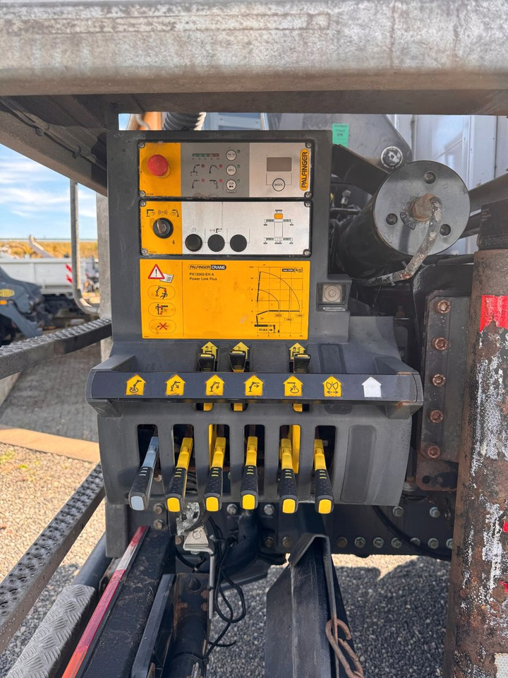 Mercedes-Benz 2540 6X2 Pritsche Palfinger PK 12002 mit Funk - Camión grúa: foto 5 Mercedes-Benz 2540 6X2 Pritsche Palfinger PK 12002 mit Funk - Camión grúa: foto 5