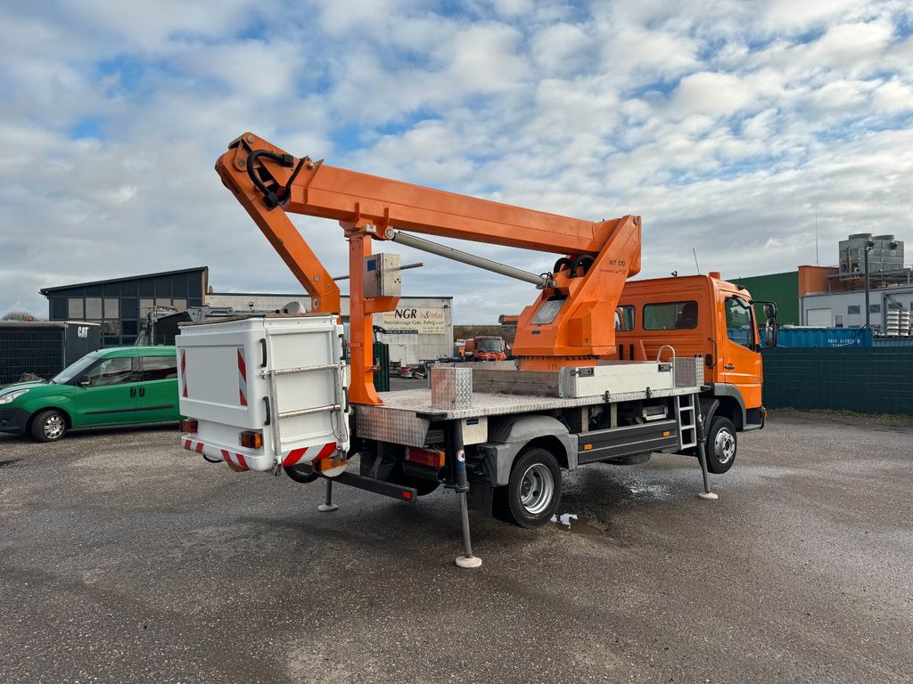 Mercedes-Benz 815 4x2 Hubarbeitsbühne Wumag 170 high 17 m Mercedes-Benz 815 4x2 Hubarbeitsbühne Wumag 170 high 17 m - Camión con plataforma elevadora, Furgoneta: foto 3 Mercedes-Benz 815 4x2 Hubarbeitsbühne Wumag 170 high 17 m Mercedes-Benz 815 4x2 Hubarbeitsbühne Wumag 170 high 17 m - Camión con plataforma elevadora, Furgoneta: foto 3