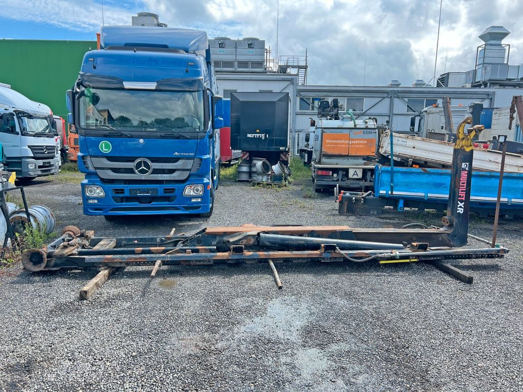 Multilift XR 21 Abrollkipperaufbau 3 Achser Multilift XR 21 Abrollkipperaufbau 3 Achser - Camión multibasculante: foto 1 Multilift XR 21 Abrollkipperaufbau 3 Achser Multilift XR 21 Abrollkipperaufbau 3 Achser - Camión multibasculante: foto 1