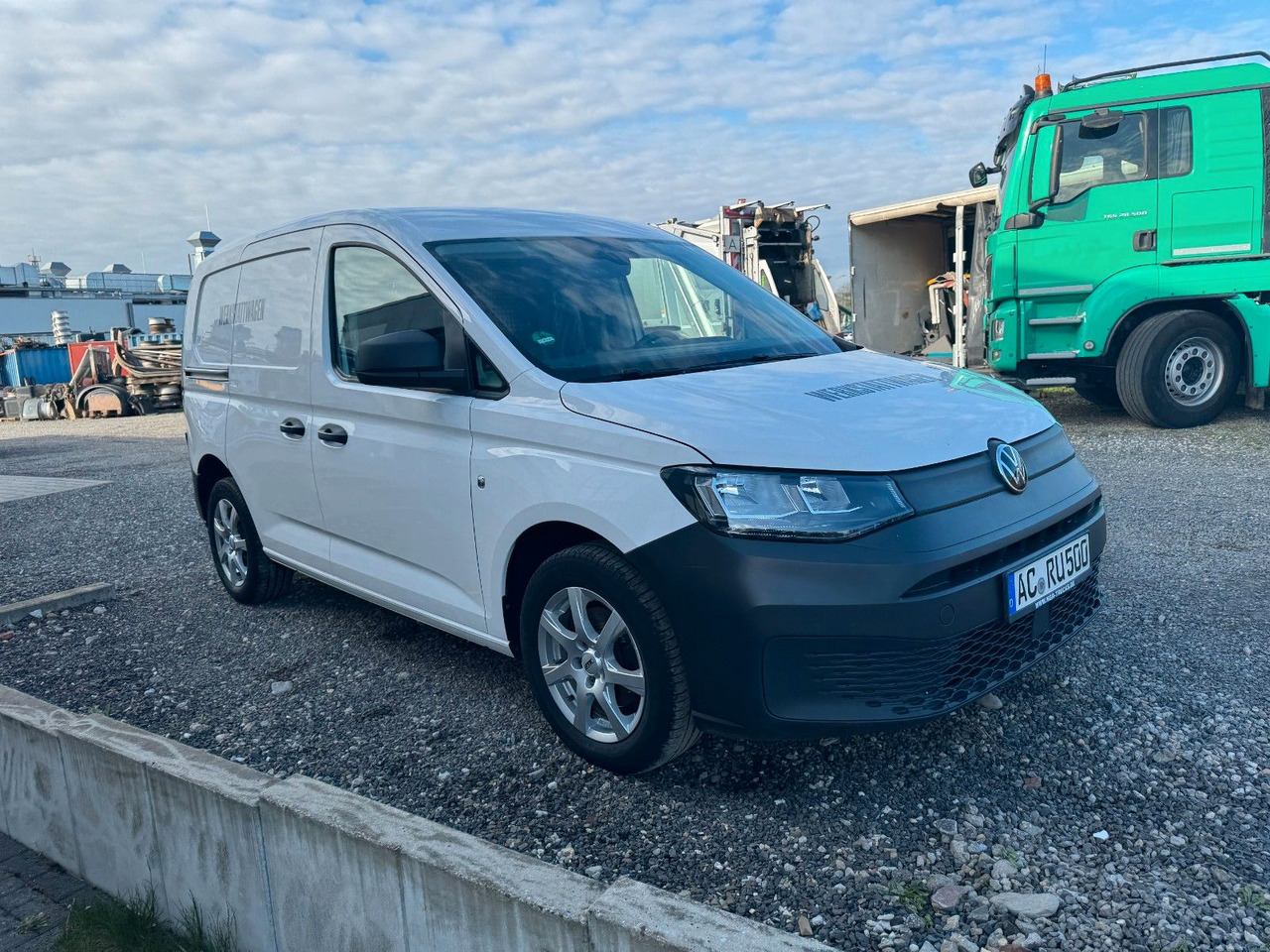 Volkswagen Caddy Cargo Basis 2,0 TDI Klima Radio touch - Coche: foto 1 Volkswagen Caddy Cargo Basis 2,0 TDI Klima Radio touch - Coche: foto 1
