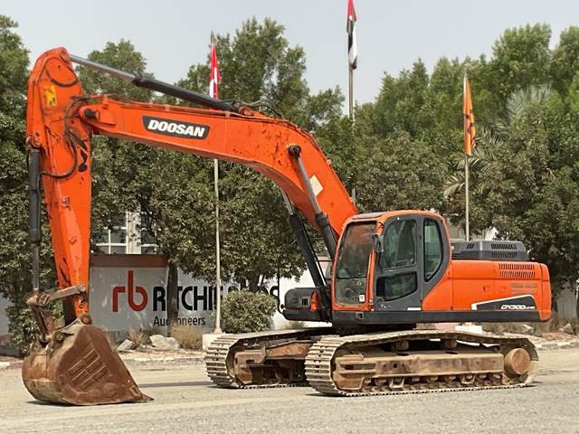 Doosan DX300LC-9C - Excavadora de cadenas: foto 1 Doosan DX300LC-9C - Excavadora de cadenas: foto 1