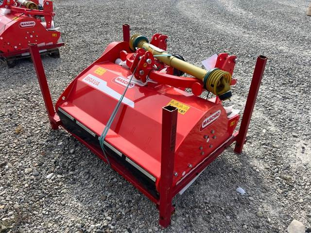 Maschio Gaspardo Brava 120 3P Fix - Desbrozadora de martillos: foto 1 Maschio Gaspardo Brava 120 3P Fix - Desbrozadora de martillos: foto 1