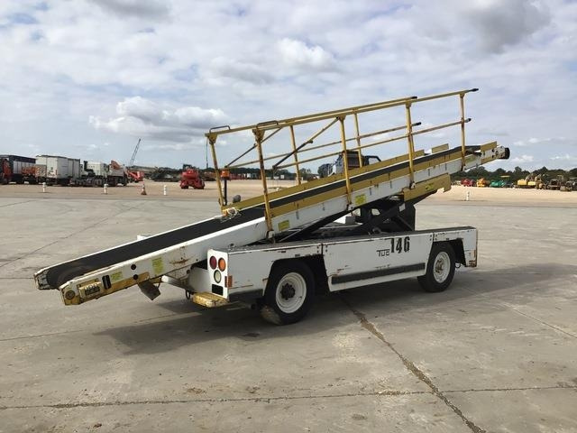 Tug T660-1 - Cargadora de banda: foto 3 Tug T660-1 - Cargadora de banda: foto 3