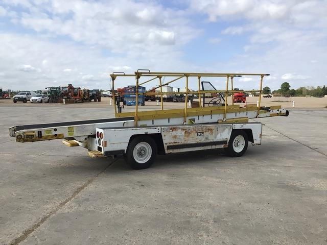 Tug T660-1 - Cargadora de banda: foto 3 Tug T660-1 - Cargadora de banda: foto 3